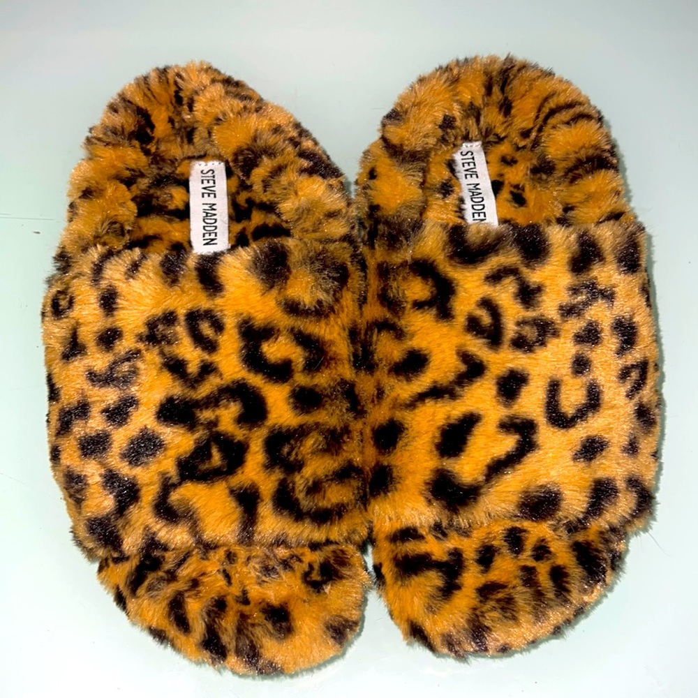 NEW Steve Madden